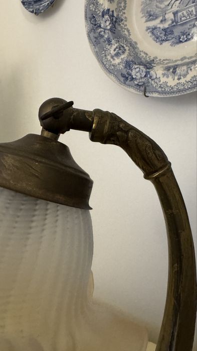 Candeeiro de mesa Arte Nova em bronze