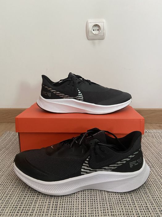 Nike Quest 3 Shield – Quase Novas – Tamanho 45