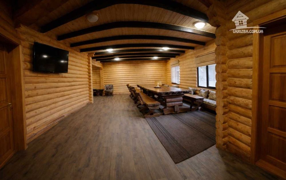 Подобово. Будинок-зруб з виходом до озера ,сауна,басейн. До 10 гостей.