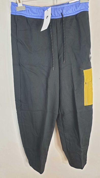 nike Spodnie Sportswear Cargo Fleece Pant Su rozmiar s