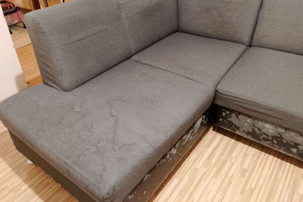 Sofa narożna z funkcją spania