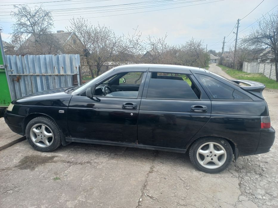 Машина ВАЗ 2112!