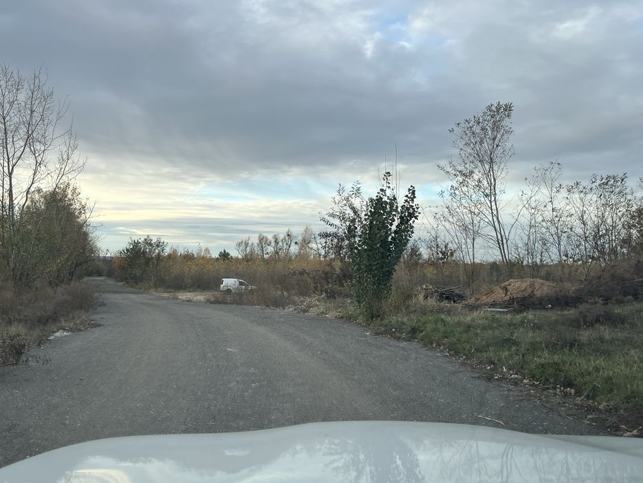 Комерція. виробництво. 60 соток