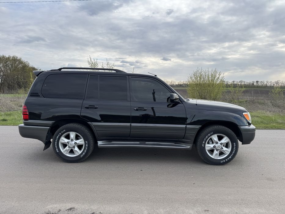 Lexus lx470 2004 року