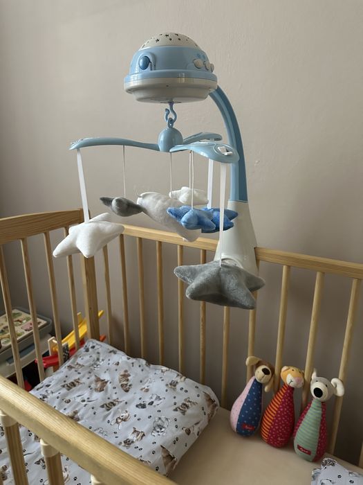 Karuzela elektryczna z projektorem