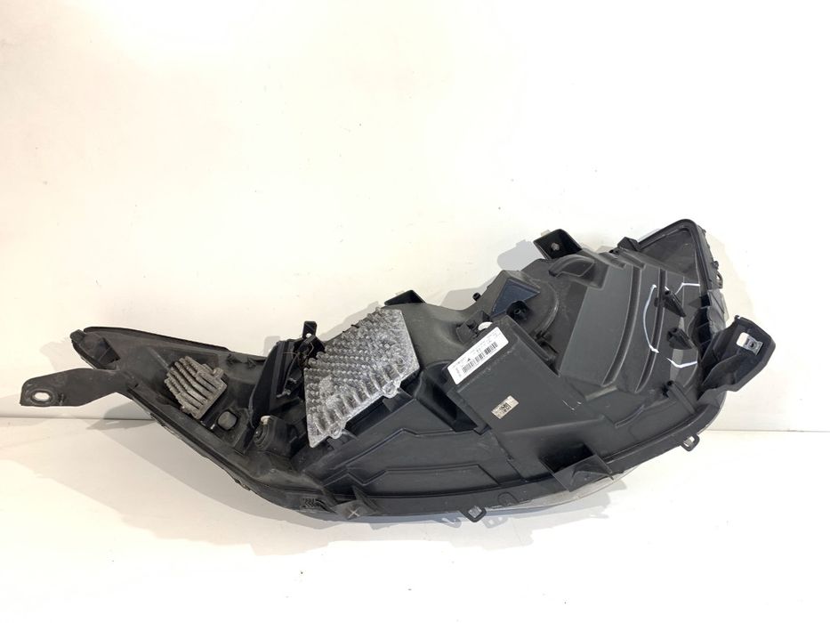 REFLEKTOR LEWY PRZÓD IVECO DAILY VI 05802711800 LAMPA