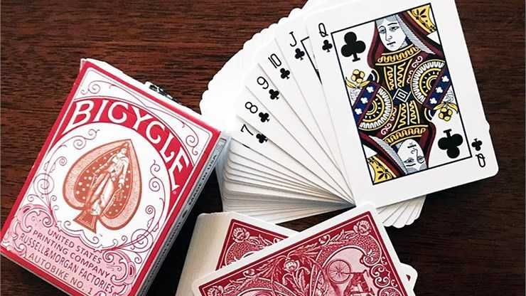 Baralhos de Cartas Bicycle Disney Mickey and Friends e Autobike No. 1
