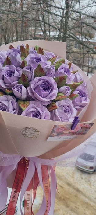 Зефірні квіти та букети