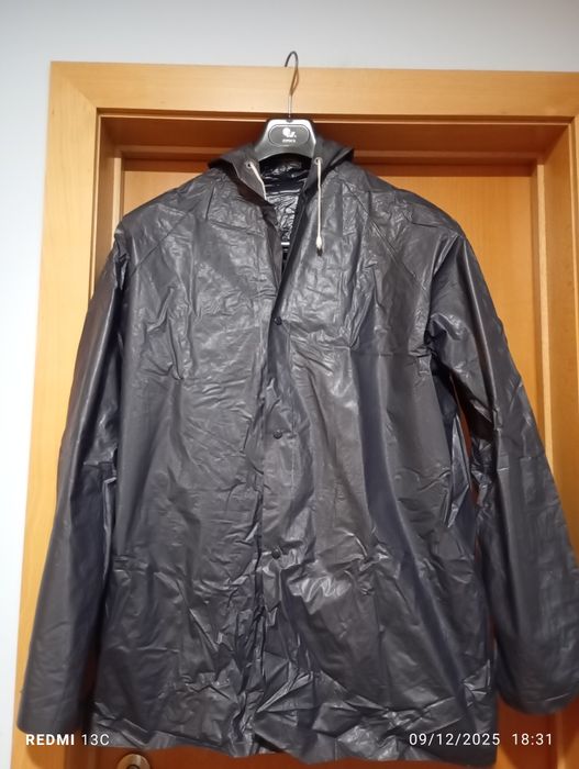 Capa azul marinho para chuva