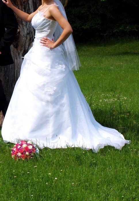 Suknia ślubna biała