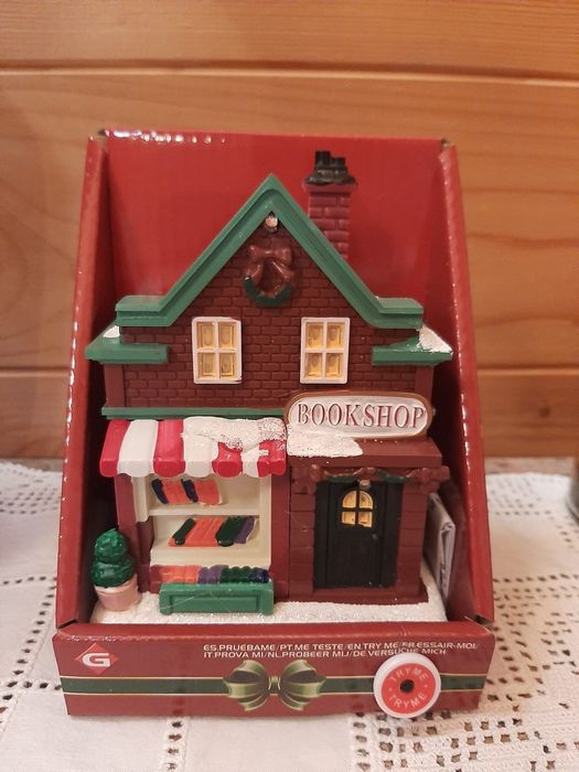 Casinha Luminosa Natal Bookshop Livraria Nova