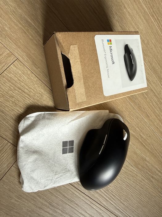 Myszka bezprzewodowa Microsoft Ergonomic Mouse