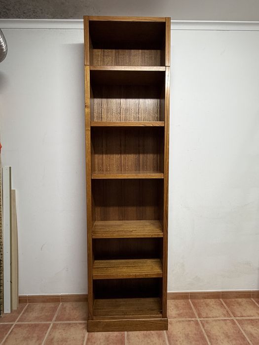 Estante modular em madeira carvalho