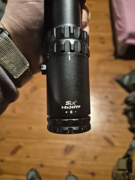 Luneta primary arms 1-8