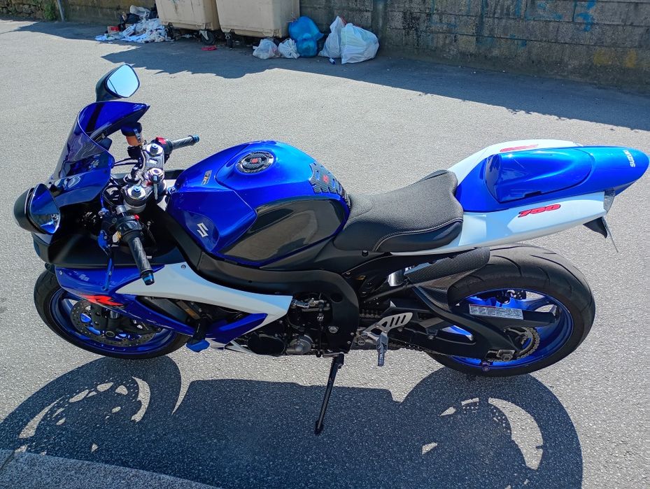 Suzuki GSXR 600 carta a2/ 25 kw crédito/garantia/ entrega nacional