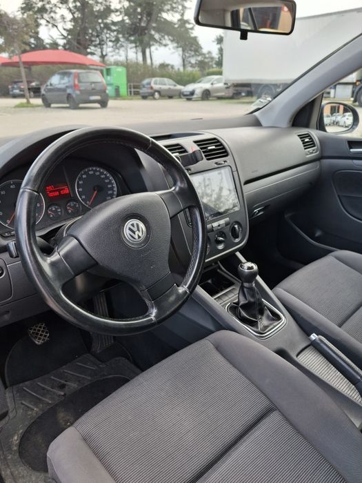VW Golf 5 gasolina