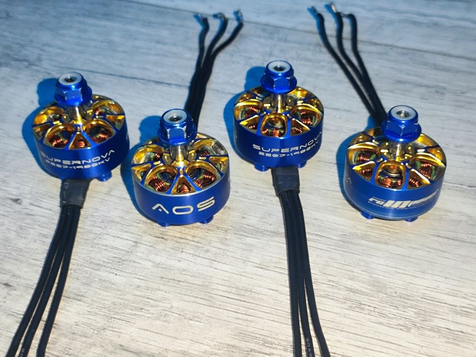 Silniki do drona FPV - AOS Supernova 2207 1980kv