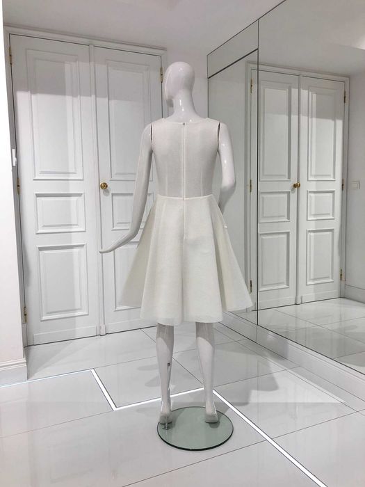 Sukienka ślubna Laurelle, model Lacrima z koronką