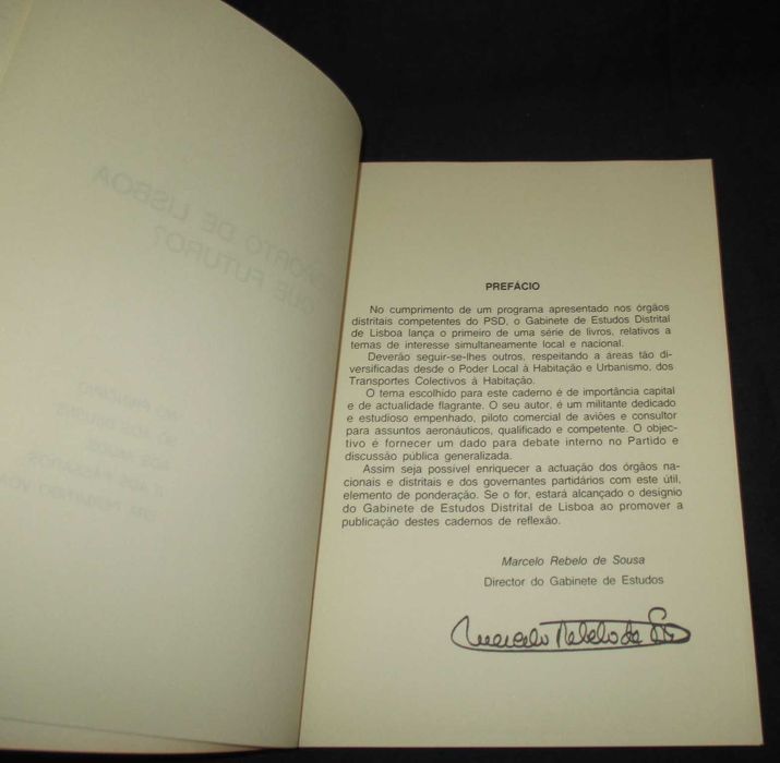 Livro Aeroporto de Lisboa Que Futuro? António Penaguião 1984