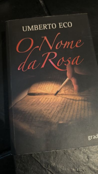 Livro em Nome da Rosa