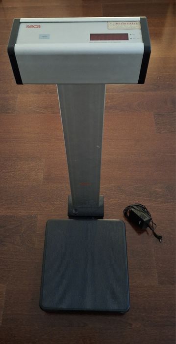 Balança Profissional Médica SECA – 200kg (Visor Digital)