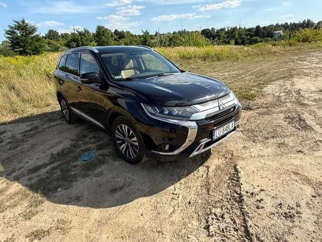 Samochód Mitsubishi Outlander 2019 - Automat - 4x4 - ASO