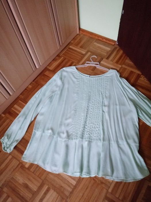 Bluzka z baskinką