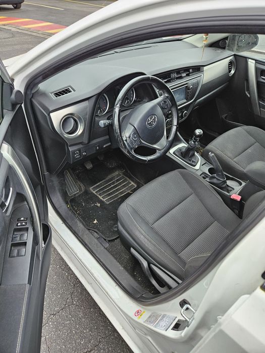 Toyota Auris 1.4 D4D de 2014 para peças