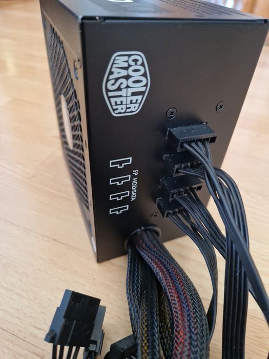 CoolerMaster 750W Якісний брендовий модульний Блок живлення Стан гарни