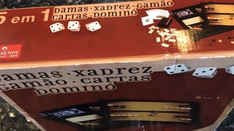 Jogos de mesa Novo Embalado