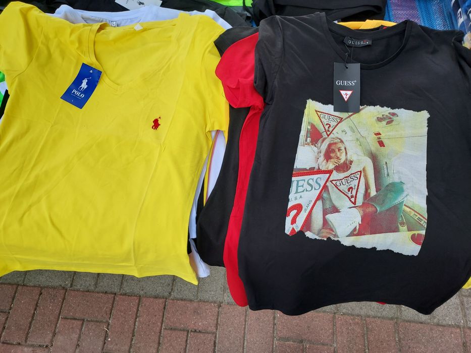 Damskie koszulki bawełniane z wyszywanym logo.  S.M.L