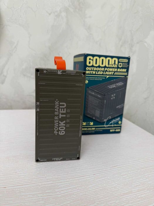Павербанк REMAX Outdoor Power Bank 60000 mAh with LED Light