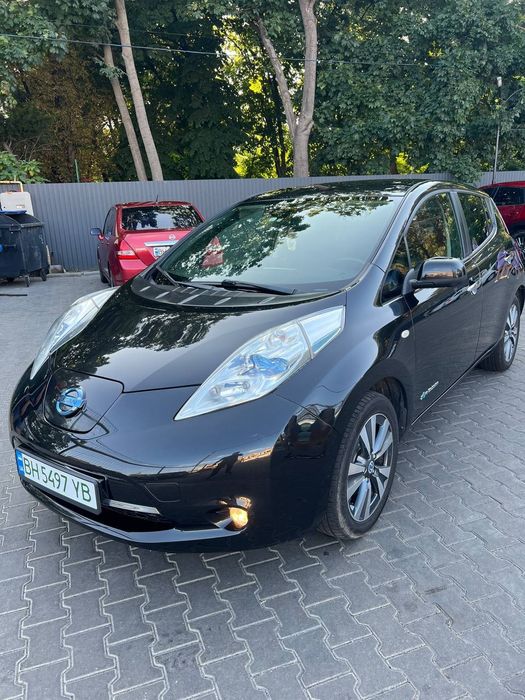 Nissan Leaf 2014 року