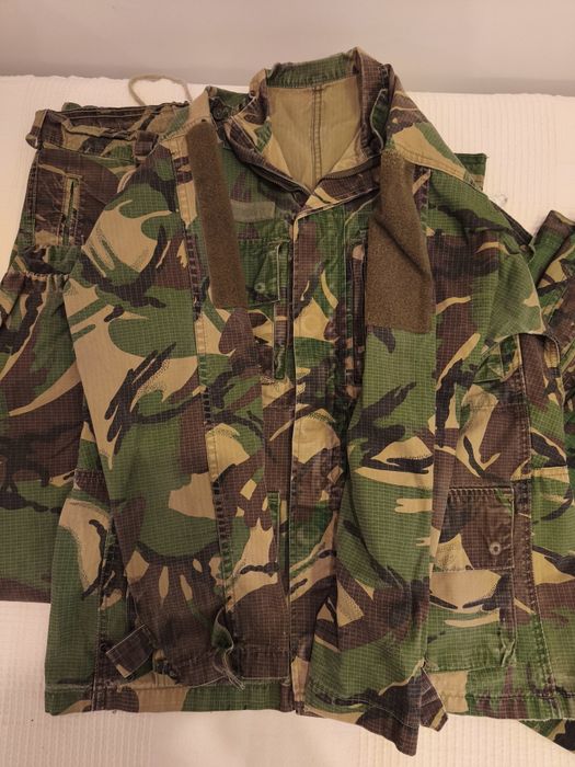 Farda Militar - 3 calças + Dolman