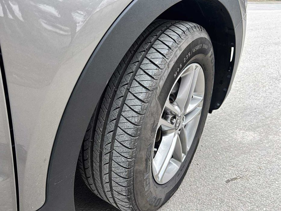2017 Hyundai Santa Fe  2,4 бензин