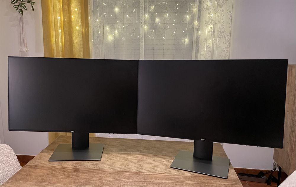 2 monitores DELL U2419H