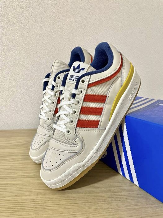 Оригінальні кросівки Adidas Forum 42,5