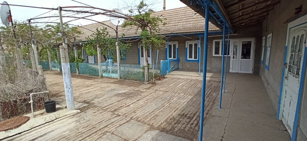 Продаются два дома с.Виноградовка.Ценна за оба дома,плюс оформление