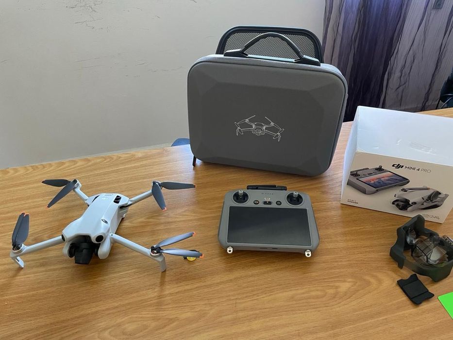 Drone DJI mine 4 Pro