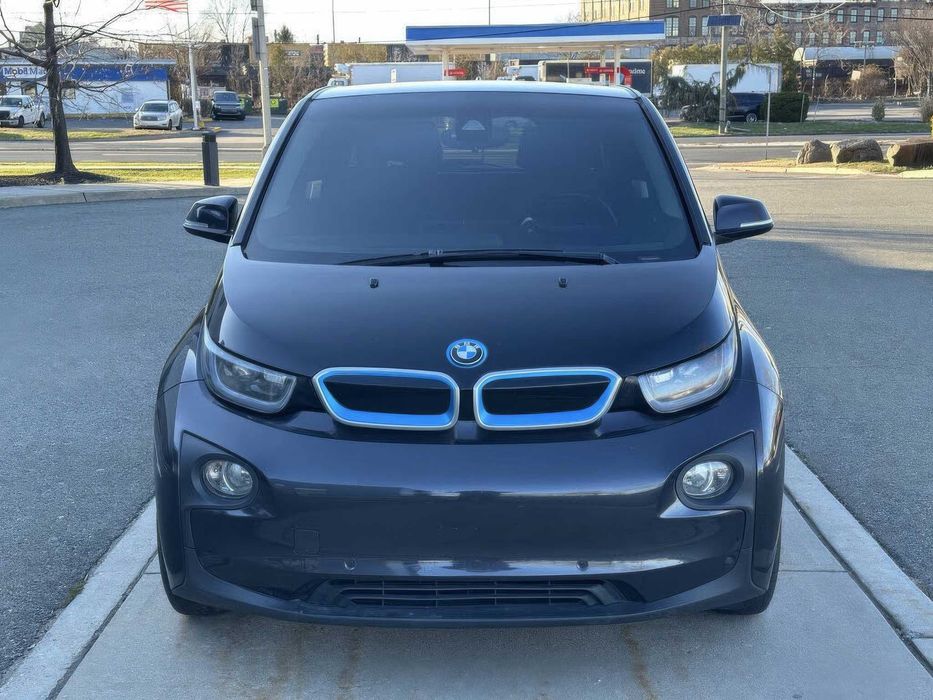 BMW i3 with Range Extender      2015