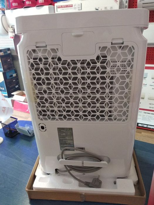 Оренда осушувача повiтря Midea,до30 л на добу,аренда осушителя воздуха