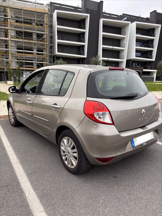 Renault clio 1.2 de 100 cvs