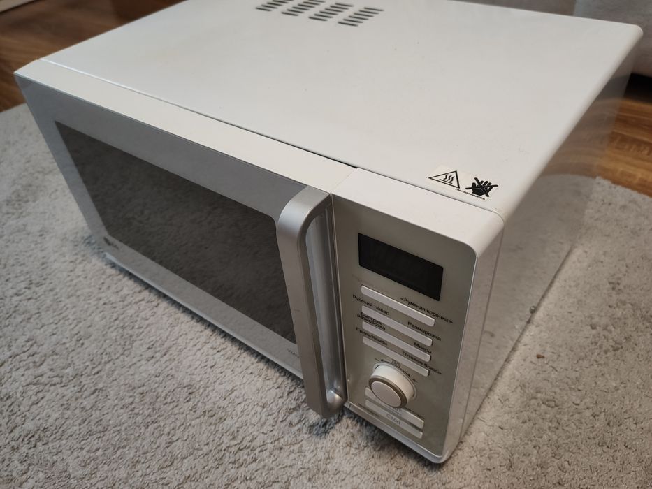 Мікрохвильова піч