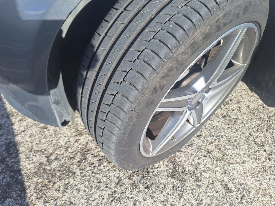 Como nova c350e 279 cv gasolina