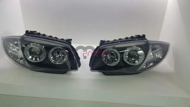 Faróis Bmw Série 1 E81 E87 E82 E88 (2004 a 2013) Look Xenon