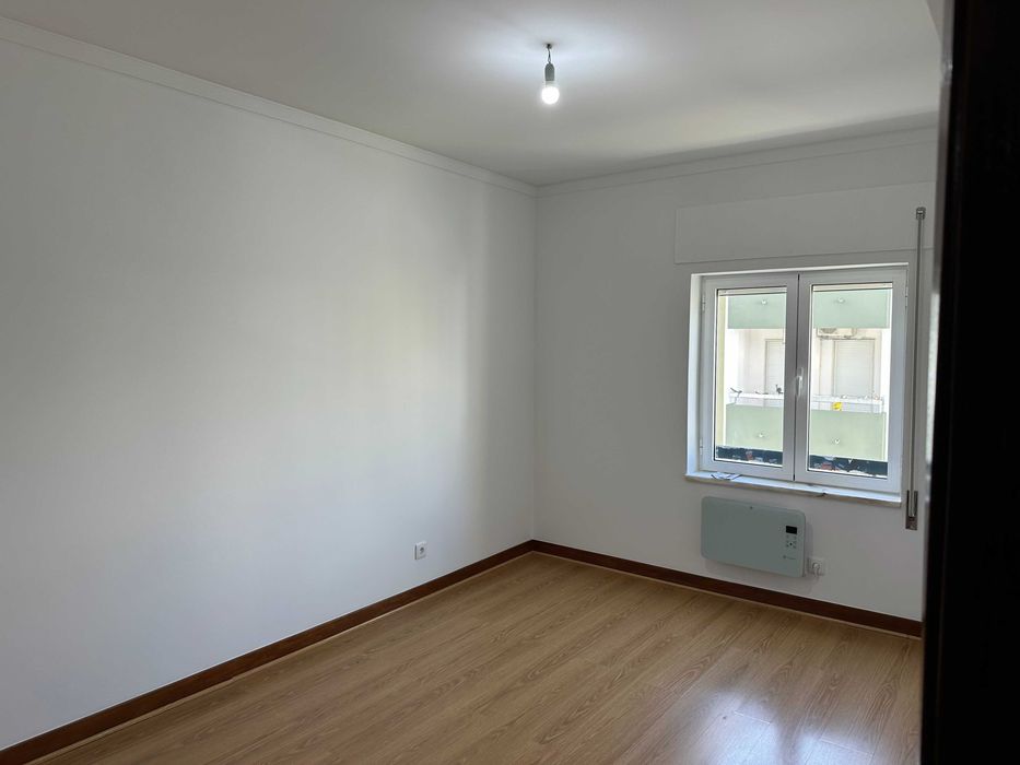 Apartamento T2 Avenida Nuno Alvares