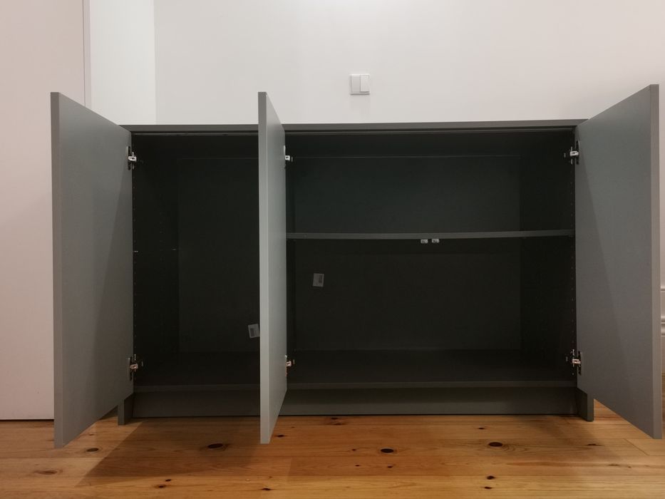 Móvel/Cómoda Cinzento