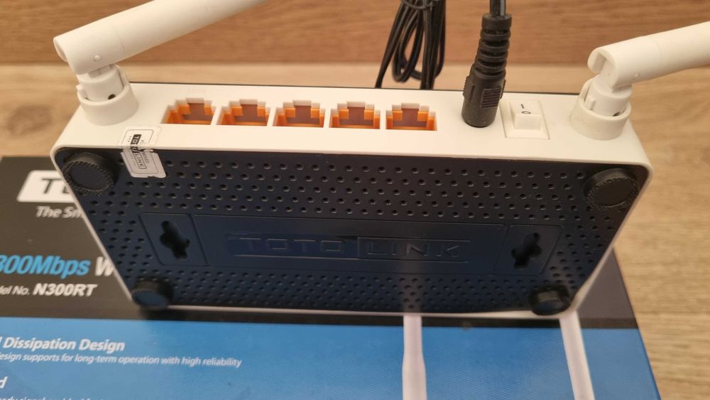 Wi-Fi роутер, маршрутизатор TOTOLINK N300RT