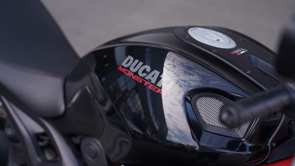 Ducati Monster 796 ABS