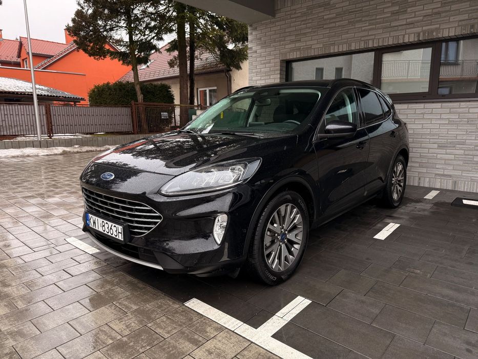 Ford Kuga 4x4/Navi/Panorama/BogataWersja